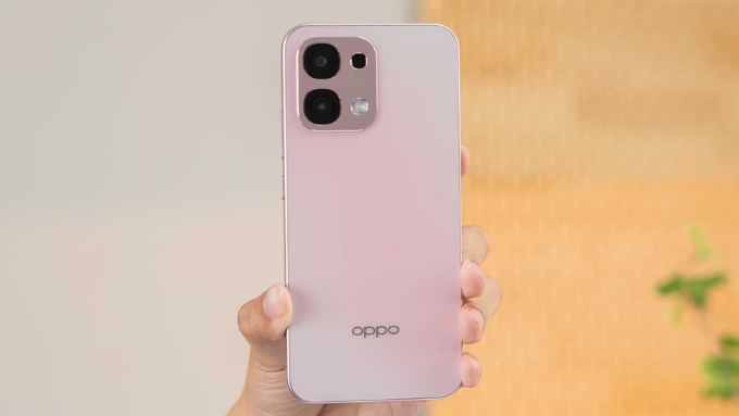 OPPO dòng A là nhóm sản phẩm thuộc phân khúc phổ thông, hướng đến người dùng có nhu cầu cơ bản