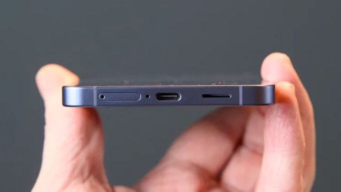 Nâng cấp về pin và khả năng tản nhiệt