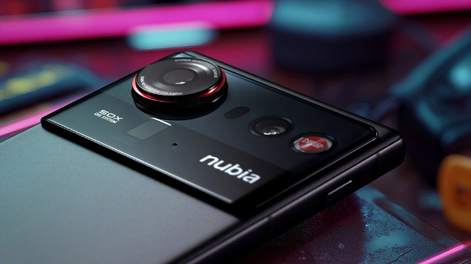camera, Nubia Z80 Ultra sở hữu ống kính chính với tiêu cự tương đương 35mm