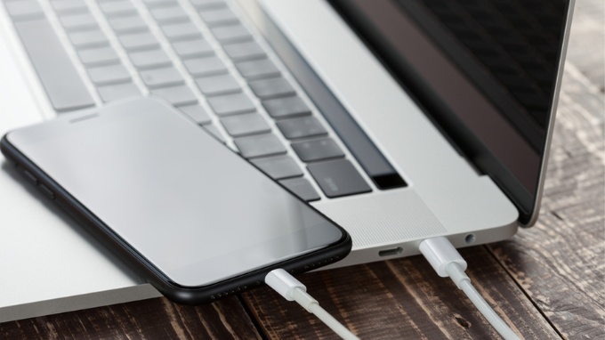 Cách đổi tên AirDrop bằng iTunes