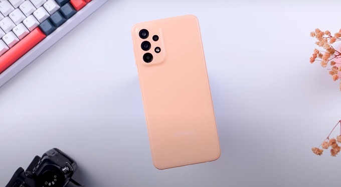 Cùng mức giá, Galaxy Note 9 hay Galaxy A23 tốt hơn? Phân tích pin