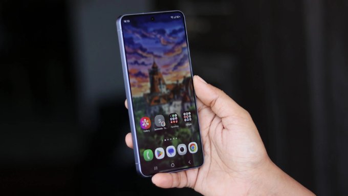 man-hinh-hien-thi-cua-samsung-galaxy-s26-xtmobile