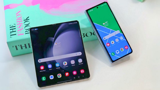 Samsung Galaxy Z Fold 5