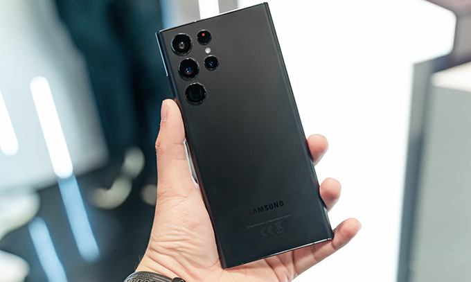 Galaxy S23 Ultra năm nay cũng sẽ có phiên bản màu đen