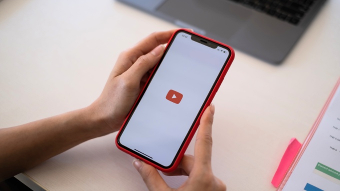 Có nên tiếp tục sử dụng iPhone đời cũ?