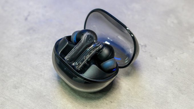 Tai nghe True Wireless SoundPeats Clear