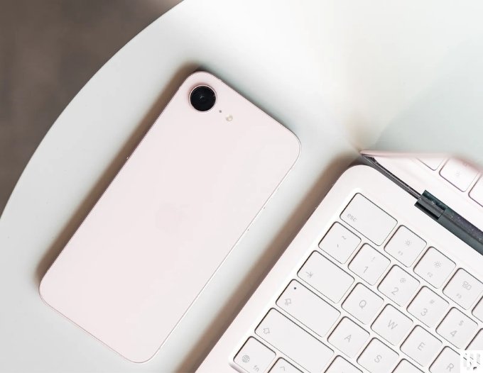 iPhone 17e dùng eSIM có tiện không?