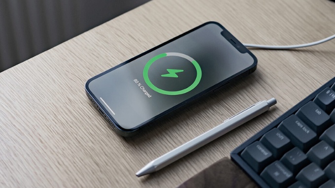 Lời khuyên để bảo vệ pin iPhone lâu dài