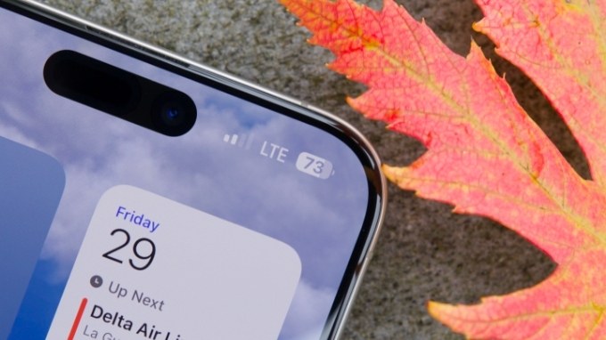 iPhone 15 Pro Max có thời lượng pin cực trâu