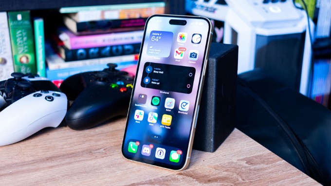 Kiểm tra iPhone 15 cũ có bị khóa iCloud