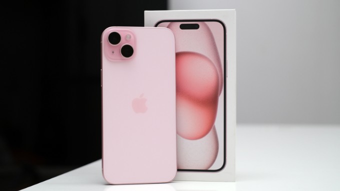 Giá iPhone 15 Plus