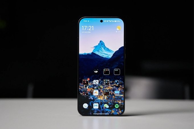 Màn hình Xiaomi 17 Ultra