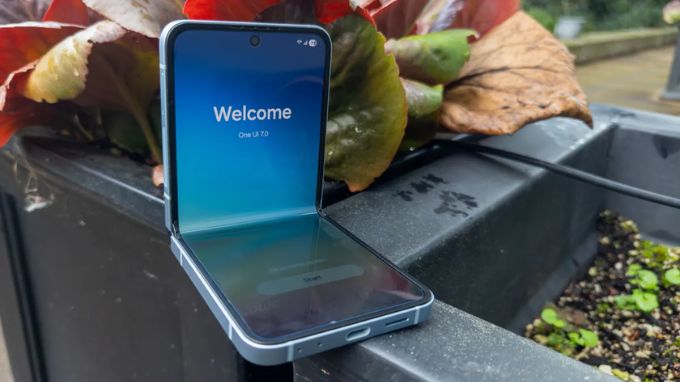 Hiệu năng Samsung Galaxy Z Flip 6