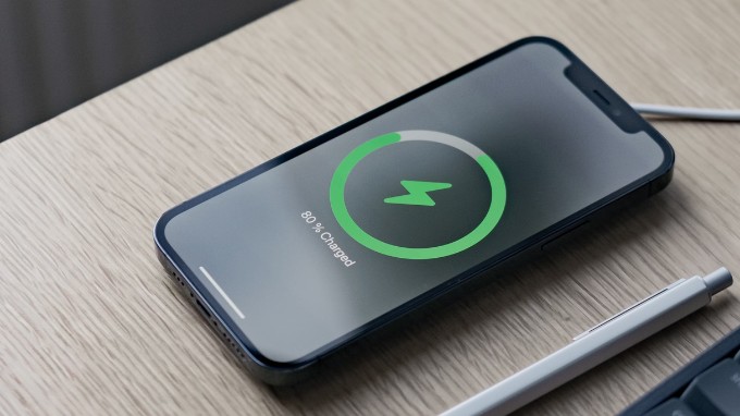 Tiêu chí chọn sạc không dây cho iPhone 13
