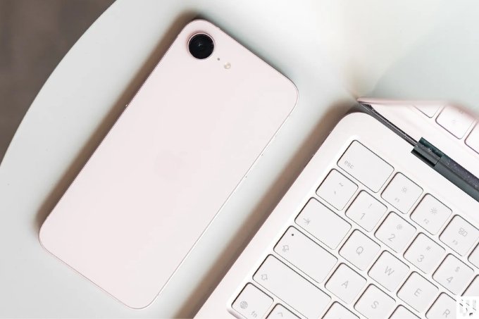 Kích thước iPhone 17e phù hợp với ai?