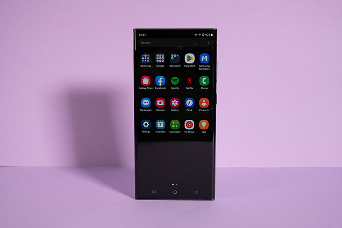 Galaxy S23 Ultra có kích thước màn hình lớn hơn Xiaomi 13 Ultra