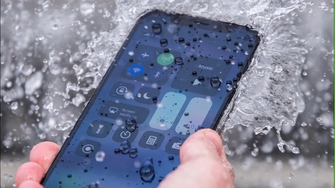 Tiêu chuẩn IP68 trên iPhone 12 Pro Max có ý nghĩa gì?