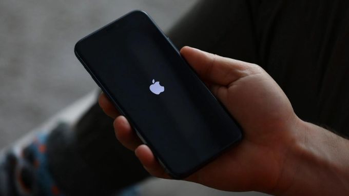 Nguyên nhân iPhone tự tắt nguồn, sập nguồn đột ngột