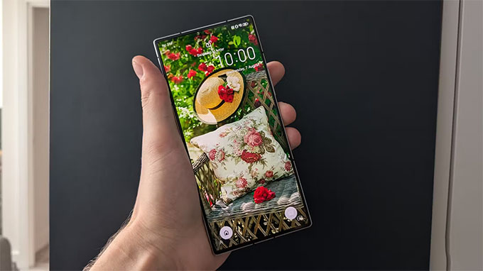 Z60 Ultra Leading Version AI cung cấp màn hình AMOLED 6,8 inch