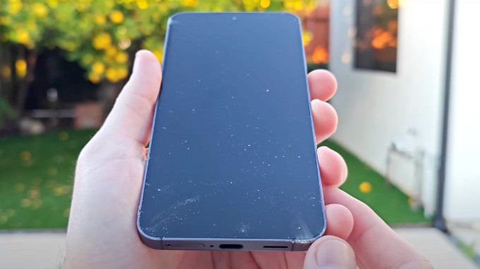 Độ bền Samsung S24 sau lần drop test đầu tiên