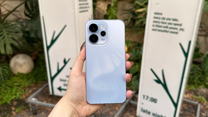 Oppo Reno 15 Pro hướng đến sự gọn nhẹ và linh hoạt trong quá trình sử dụng