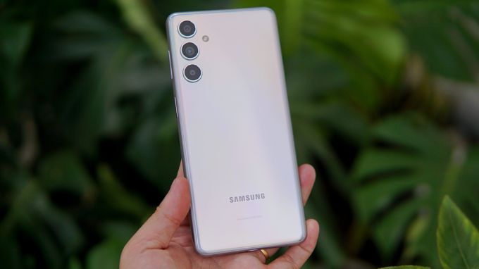 Samsung Galaxy M54 5G