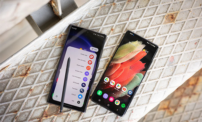 Samsung đều trang bị viên pin có dung lượng 5.000mAh cho hai model của mình