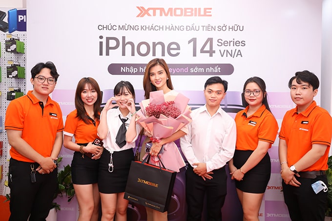 dien-vien-kim-tuyen-ip-14-pro-max-mau-tim