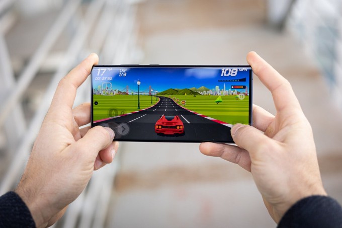 Hiệu năng Samsung S23 Ultra không được đánh giá cao bằng iPhone 15