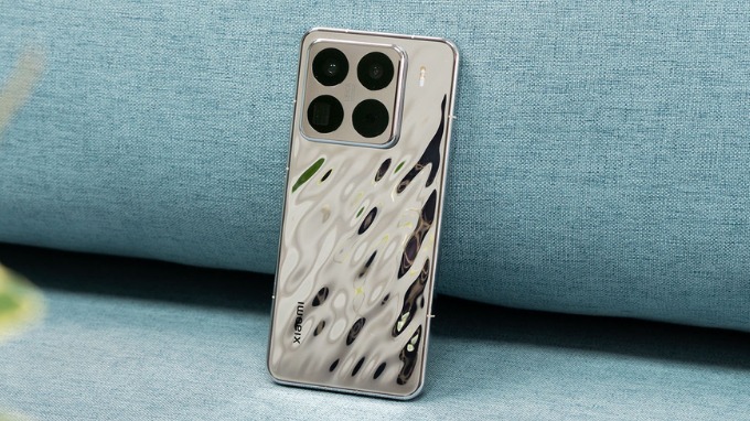 Xiaomi 15 Pro