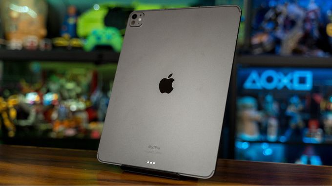 Camera sau của iPad Pro M4