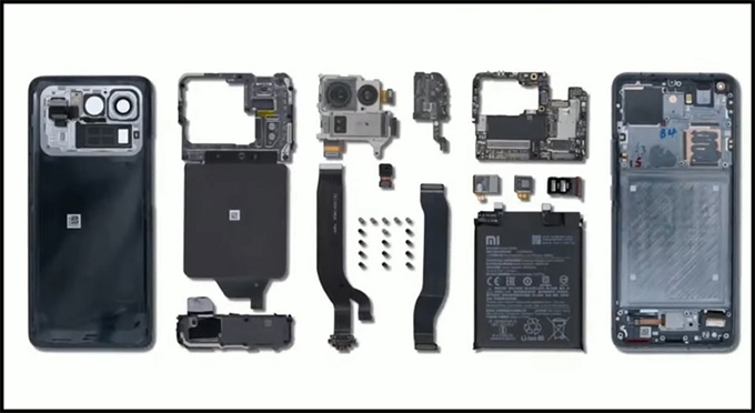 'Mổ bụng' Xiaomi Mi 11 Ultra, khám phá nội thất bên trong có gì