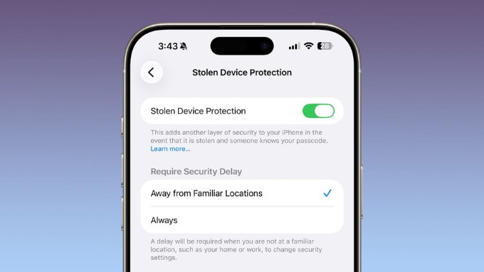 Stolen Device Protection được bật mặc định