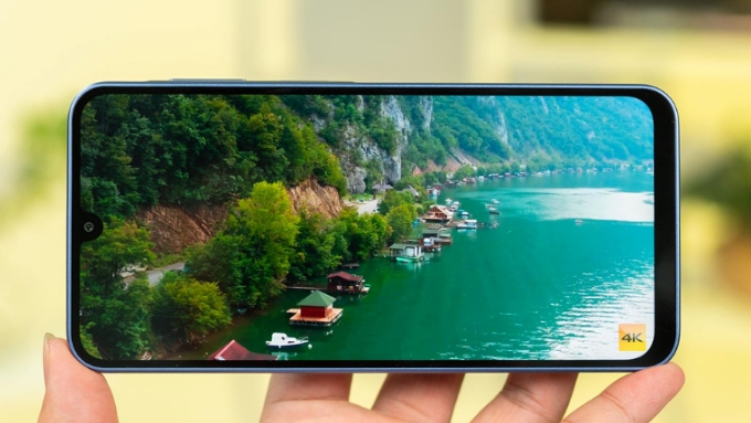 Galaxy A17 5G sử dụng màn hình Super AMOLED 6.7 inch