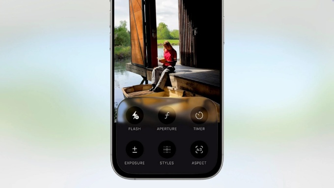 Ứng dụng Camera trên iOS 26 được thiết kế lại với bố cục tối giản