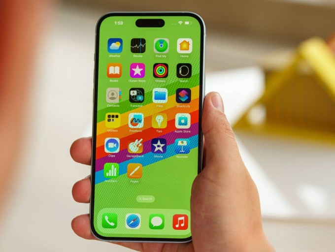 iPhone 15 Plus sở hữu màn hình Dynamic Island
