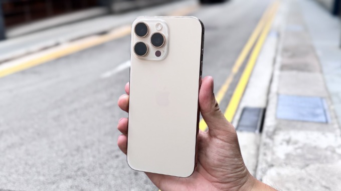 iPhone 16 Pro Max