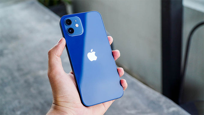 Thời lượng pin iPhone 12 tốt hơn