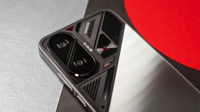 POCO F7
