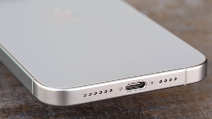 Loa bị rè trên iPhone 15 Pro Max