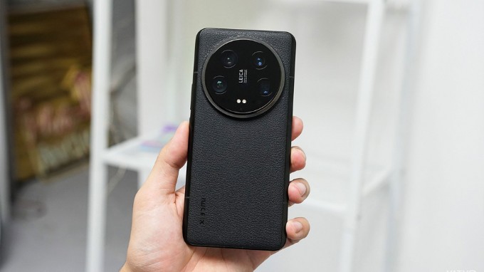 Xiaomi 14 Ultra chính hãng Việt Nam chỉ có hai màu Đen và Trắng