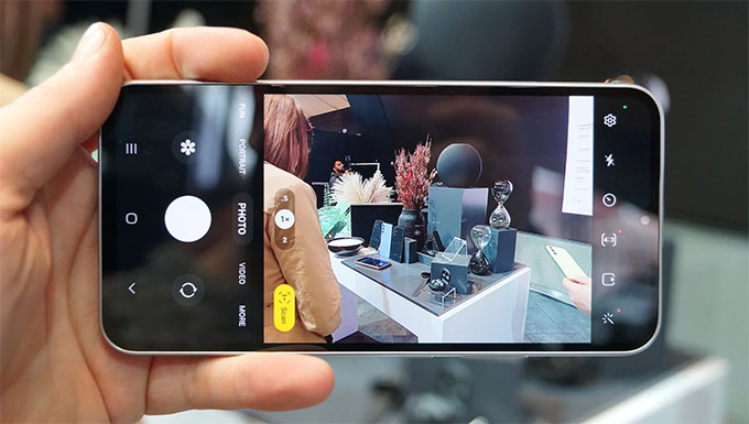 Galaxy A54 5G được Samsung cải thiện hệ thống camera tốt hơn Galaxy A34 5G