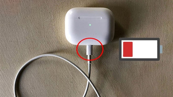 Kiểm tra và sạc pin tai nghe Bluetooth