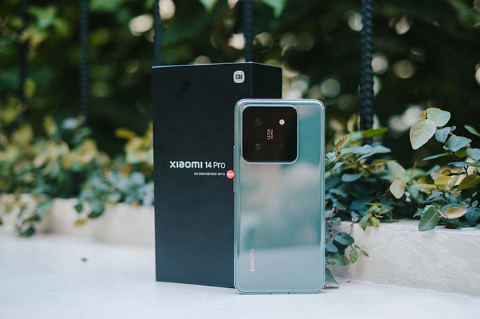 So sánh thiết kế Nubia Red Magic 9 Pro và Xiaomi 14 Pro