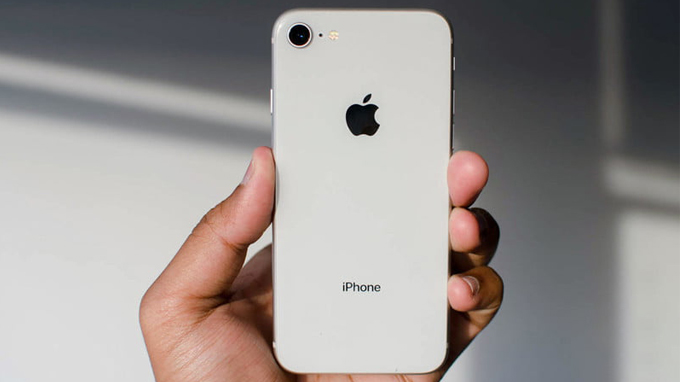 trong-khi-do-suc-manh-cua-iphone-8-lai-qua-du-thua-xtmobile