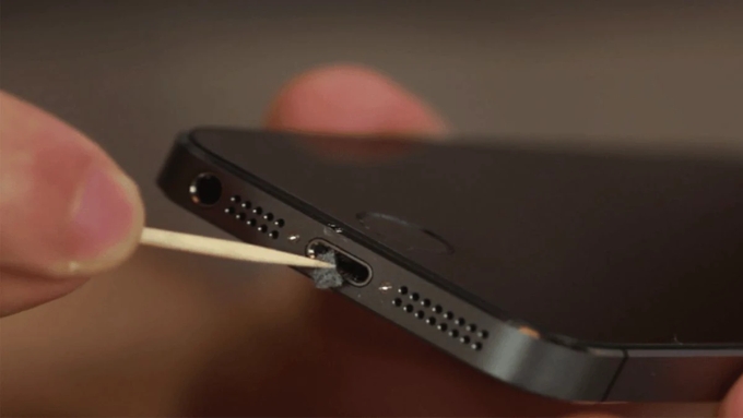 Cách khắc phục iPhone đang sạc bị dừng - 4