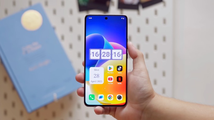 Vivo V50 Lite 4G sử dụng thiết kế màn hình nốt ruồi hiện đại