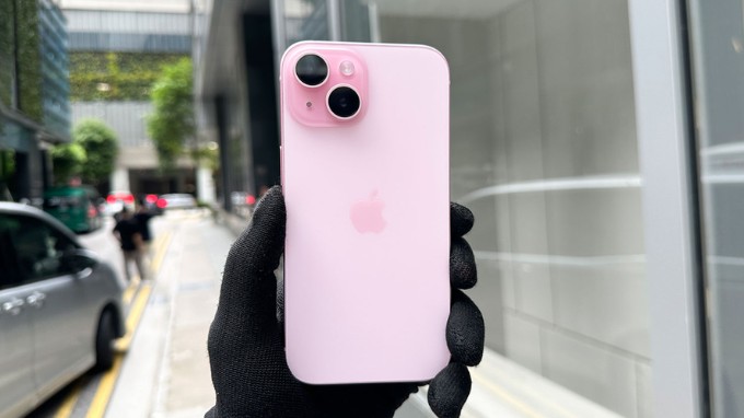 iPhone 15