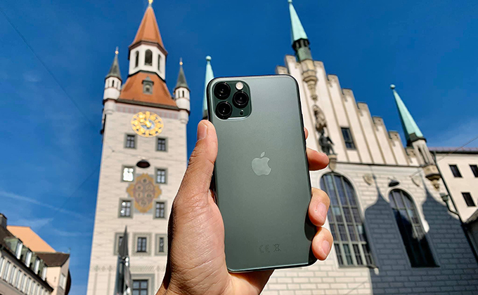 Đánh giá chi tiết Xiaomi 12 và iPhone 11 Pro, yếu tố máy ảnh