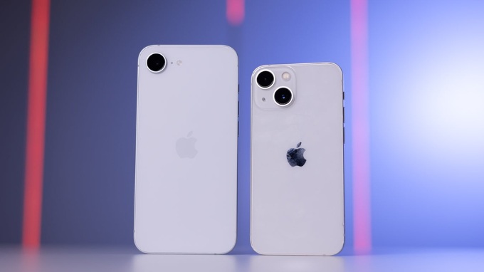 So sánh iPhone 16e và iPhone 13 mini về thiết kế và kích thước
